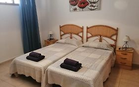 1 Bedroom Apartment With Stunning Sea View